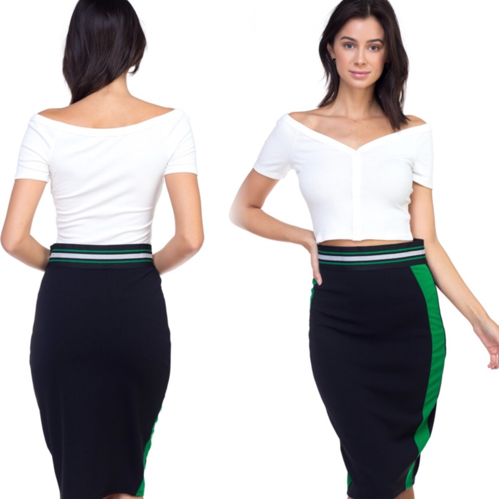 White Ribbed Button-Up Women's Top - Picture 9 of 11